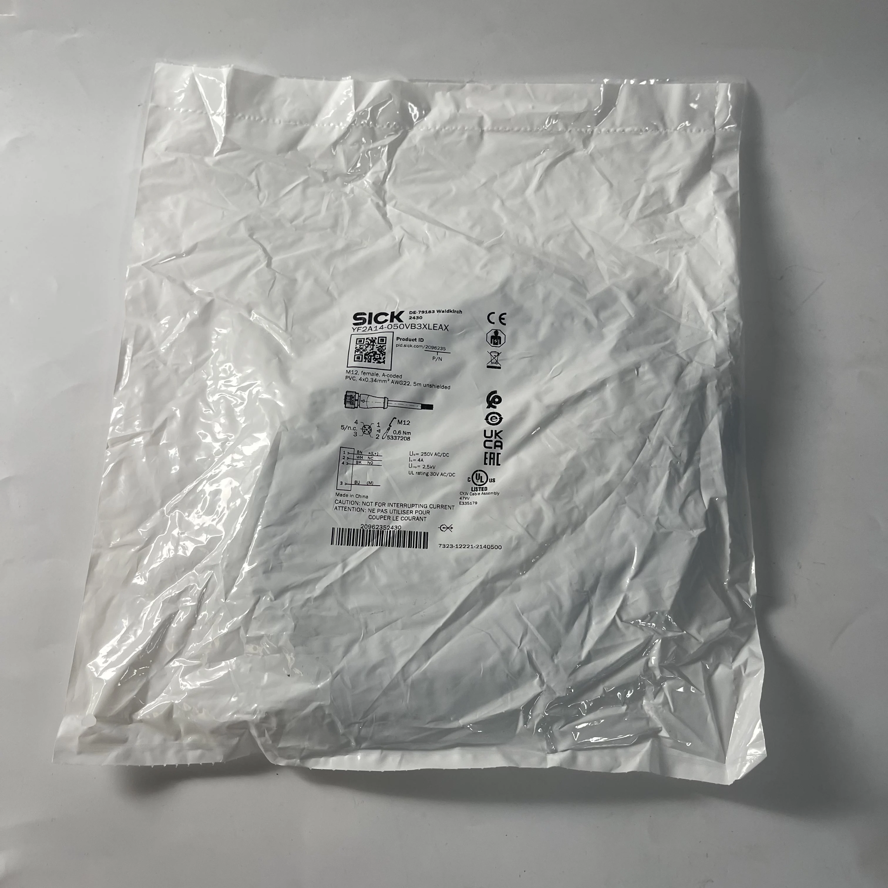 SICK Photoelectric Sensor YF2A14-050VB3XLEAX SICK Photoelectric Sensor YF2A14-050VB3XLEAX