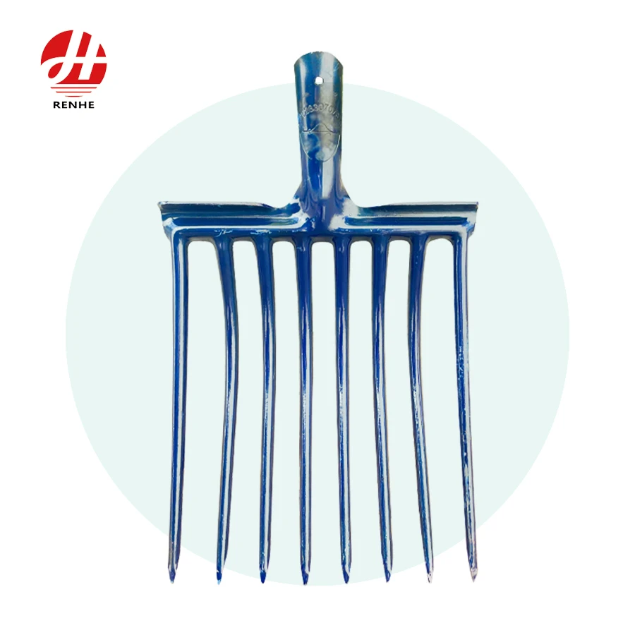 China Manufacturer Outdoor Tools  Agricultural Digging Fork Garden Fork Head with Wooden Handle