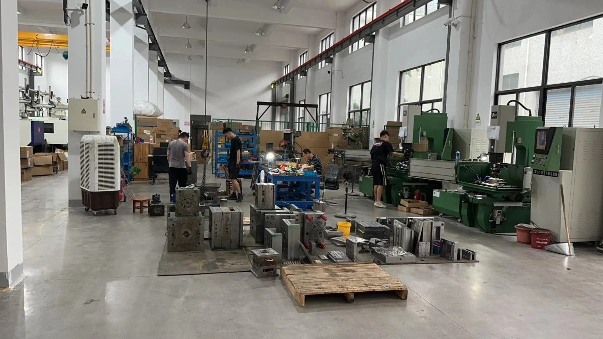 Taizhou Panyue Metal Products Co., Ltd. 2
