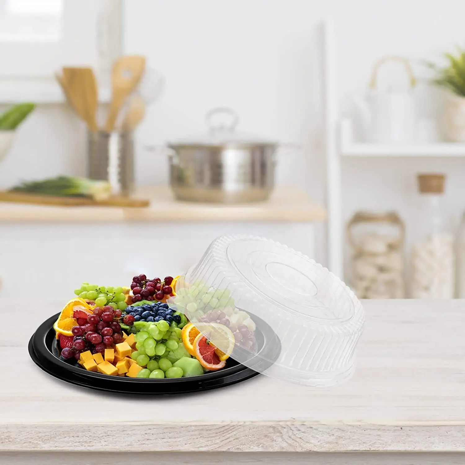 Plastic Serving Tray Picnic Tray With Lid Plastic Disposable Food Serving Platters With Clear Dome Lids Stackable Round Trays