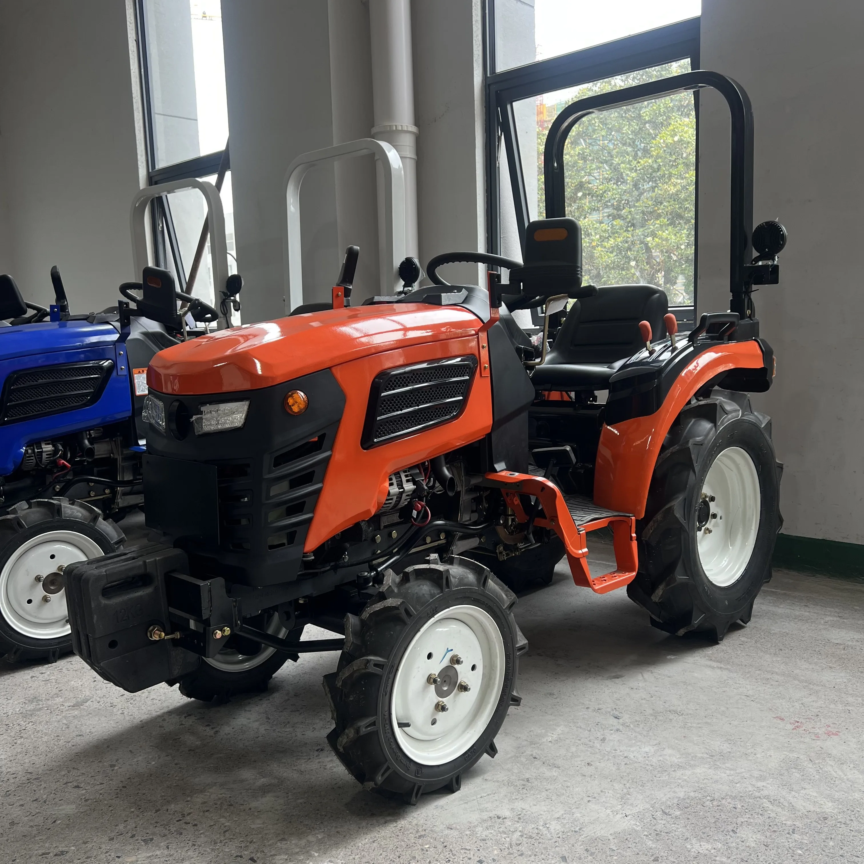 Mini Tractor High Safe Level Mini Farm Tractor 25 -50 hp Agricultural Farm Tractor for Sale