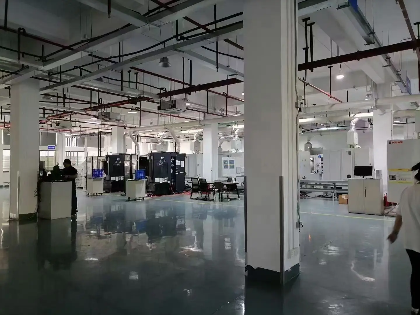 latest company news about NXF ISO7380 Standard Carbon Steel AISI 1074 M1-M12 Round Head Black Hex Screws Button Head Threaded Socket Bolts  6