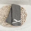 Gris foncé