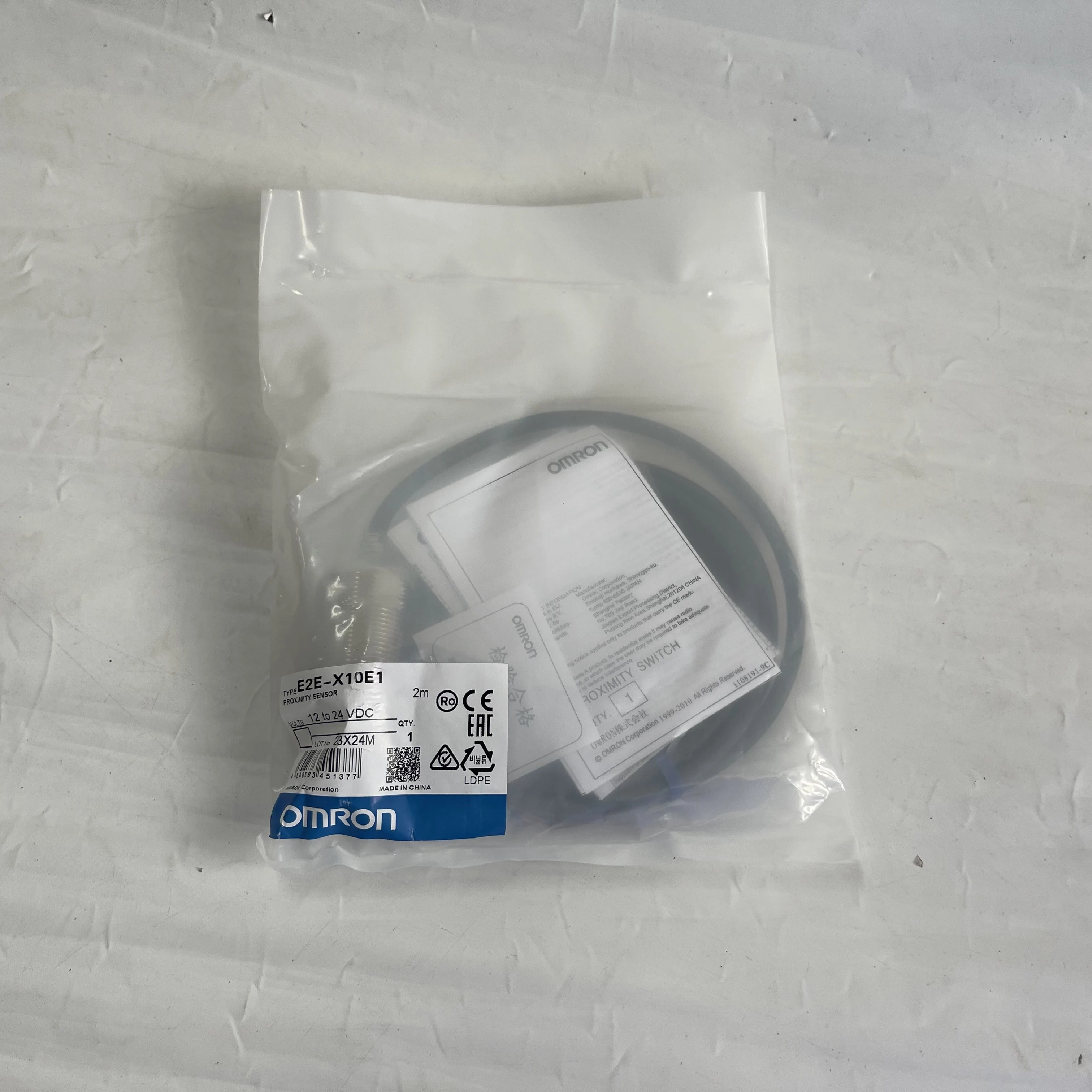 OMRON Proximity Sensor E2E-X10E1