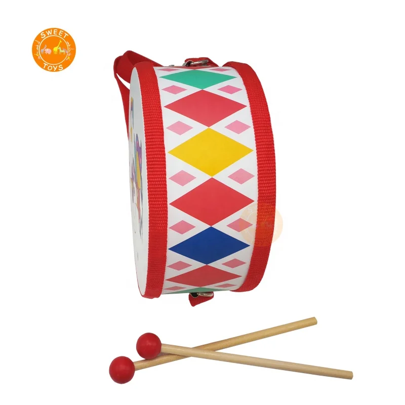 Сенсорные музыкальный инструмент игрушки 6 дюймов деревянный барабан с регулируемым ремешком и 2 барабанные палочки для детей ясельного