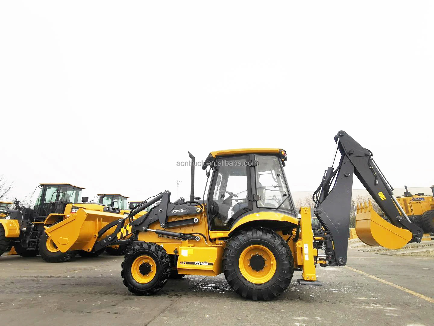 4x4 Mini Backhoe Loader Xc870hk With Four-in-one Bucket,Manhole Cover ...