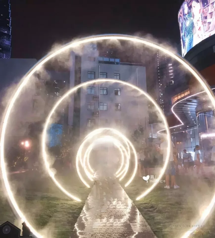 Modern Metal Ring Circle Statue Stainless Steel Cloud  Mist Arch Park Lawn Decoration Fountain Sculpture