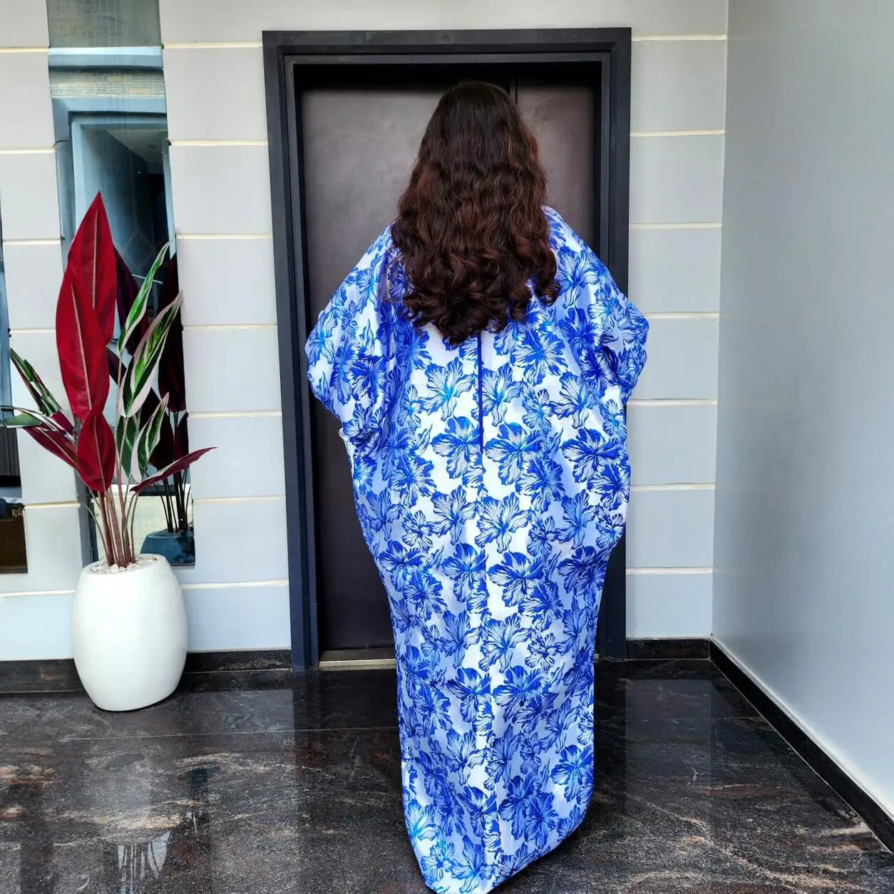 Luxury Fashion Kaftan Dresses for Women High Quality Jacquard Fabric African Wear in Plus Size Featuring Elegant Design