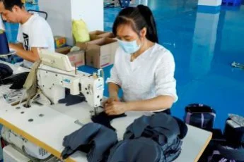 High quality solid color washed cotton baseball cap, denim fabric, flat patterned unstructured men