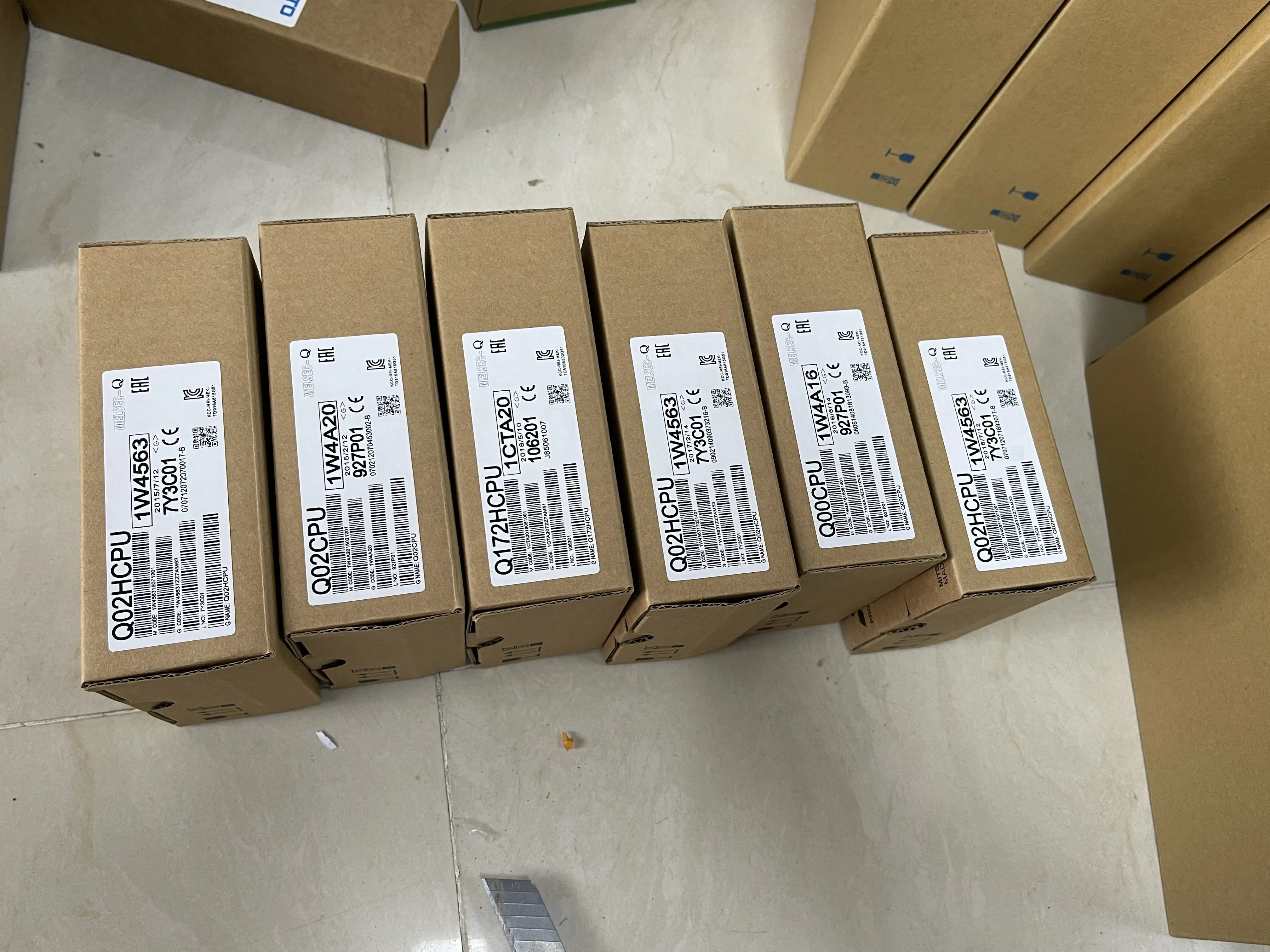 Mitsubishi PLC CPU Module Q02HCPU Q02CPU Q172HCPU Q00CPU