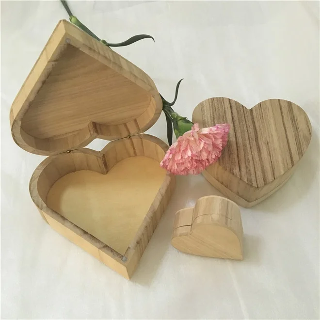 heart-shaped box.jpg