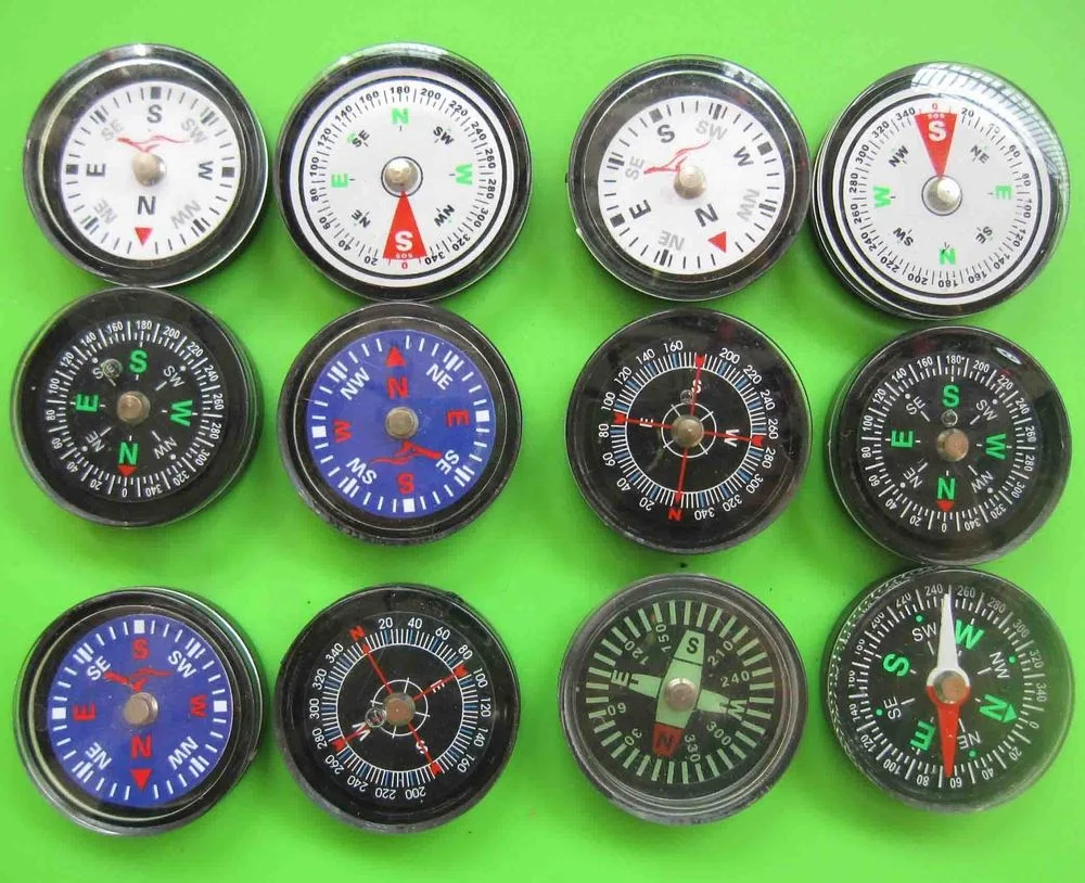 Clear Liquid-filled Plastic Button Small Mini Compass for Survival Kit Hiking Camping Outdoor Sports