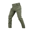 Pantaloni verdi