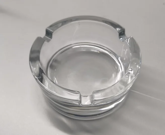 DOG0001 Factory Pattern Custom Classic Glass Ashtray Logo Custom High Transparent Crystal Skeleton Ashtray
