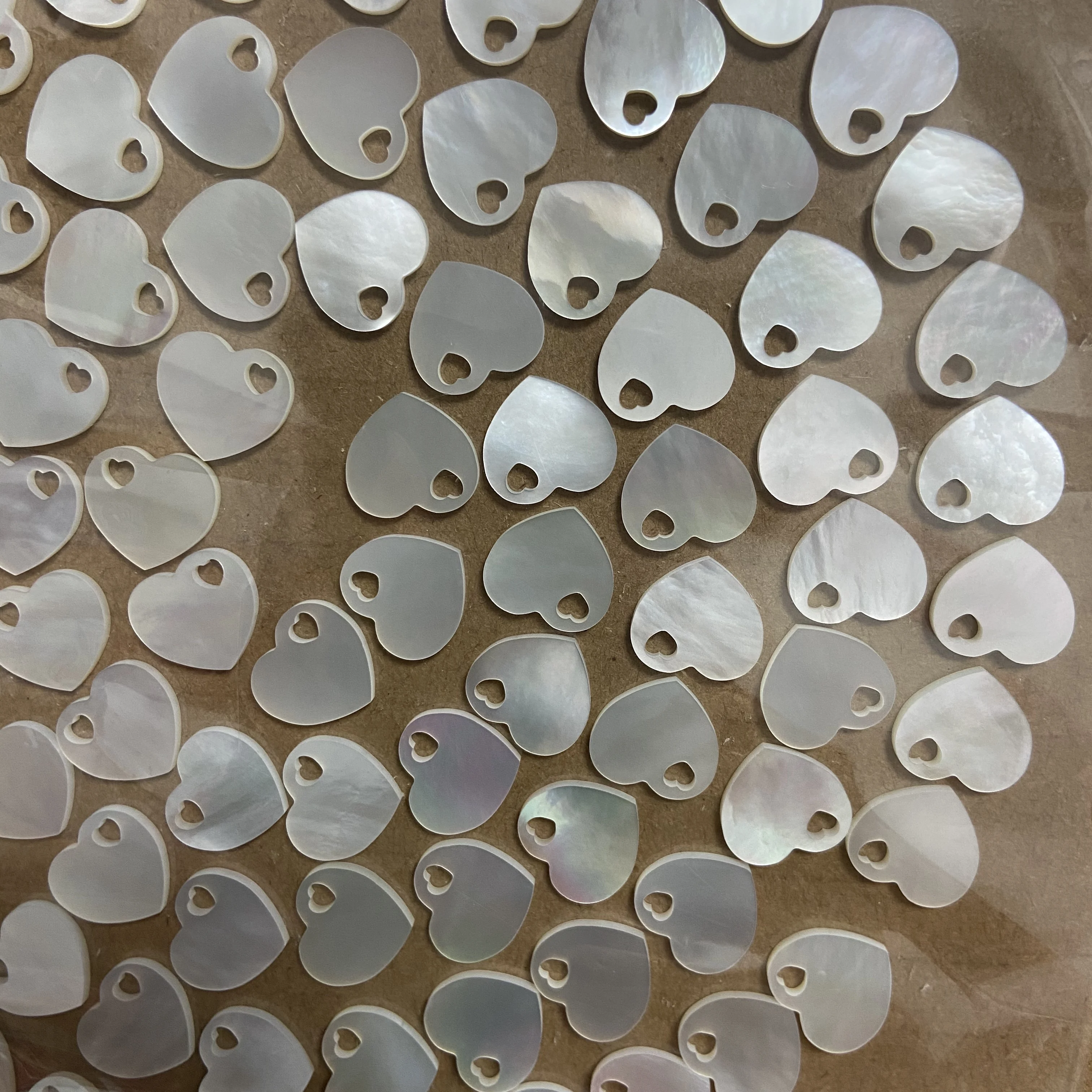 Natural Mother of Pearl Shell Double Flat Heart Shape Pendant Stone Drill Hole MOP Gemstone