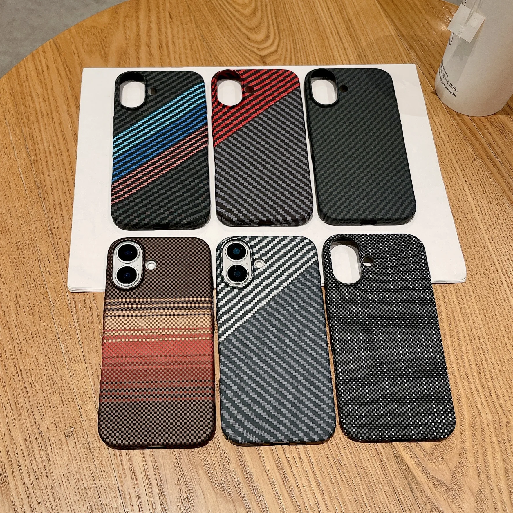 product laudtec customize carbon fiber texture phone case built in magnetic hard pc shell mobile protective phone cover for iphone 17-2