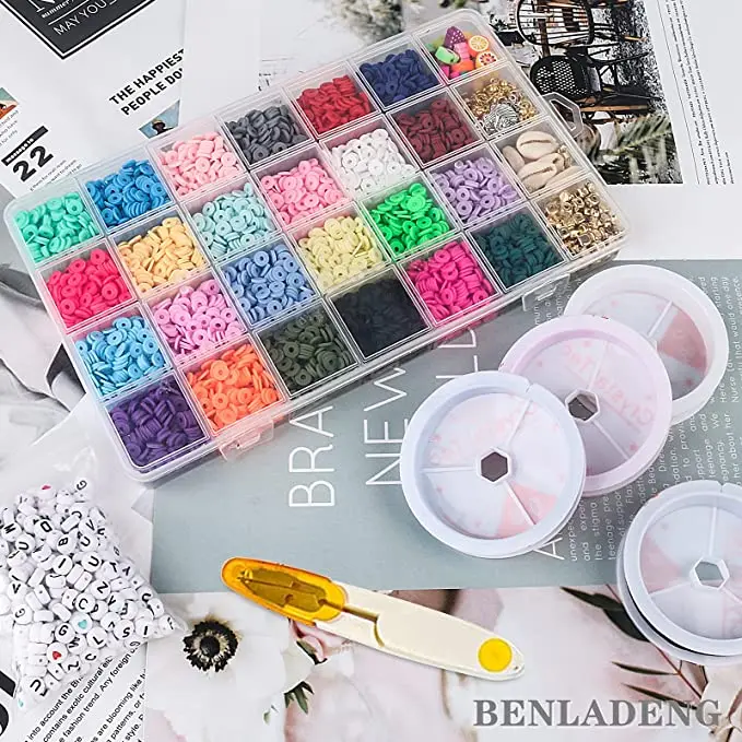 Soleebee Set di 9600 perline in argilla da infilare, 96 colori 6mm perline piatte Heishi in argilla con perline dorate e ciondoli per creare