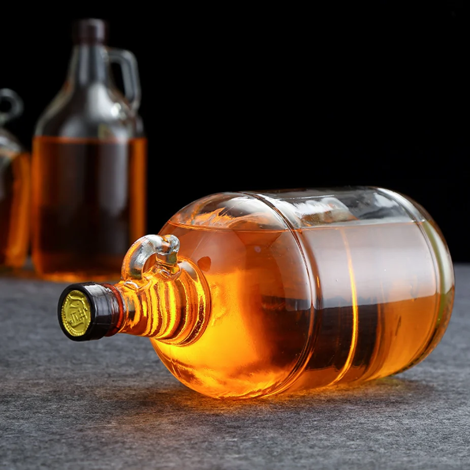 32oz 64oz 2L Matte Clear Glass Moonshine Jugs Round Screw Cap Spirit Bottles for Liquor & Tequila with Handle Wholesale
