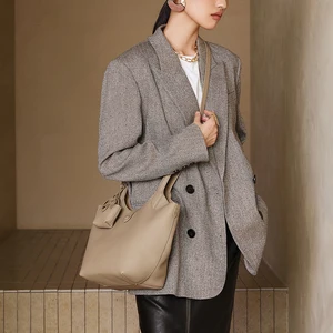 Manufacturer Wholesale Custom Retro Leather Women's Handbags Ladies Cow Top Leather Shoulder Crossbody Bag Vegetable Basket Bag