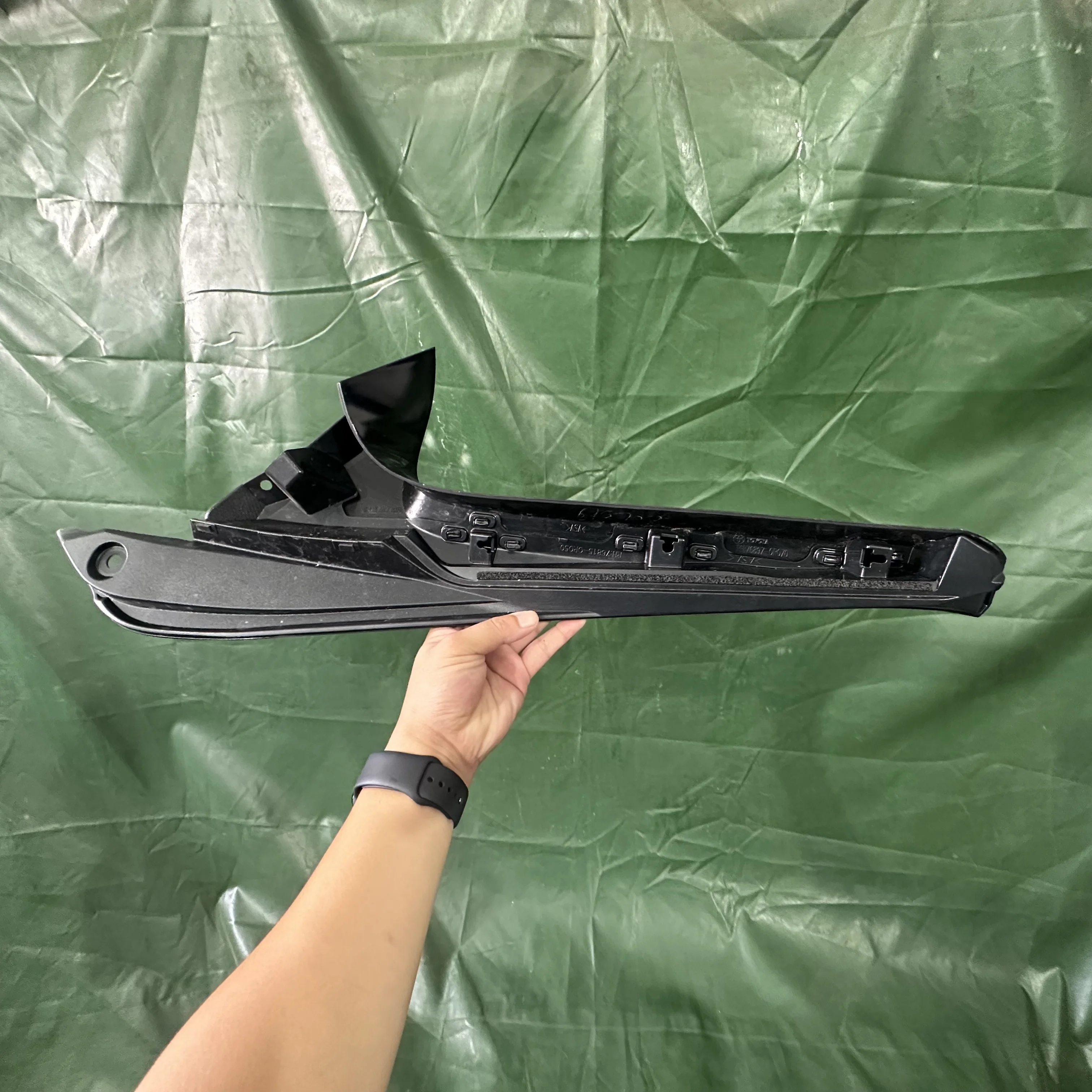 みー TOYOTAトヨタ純正 RAV4 リアスポイラー 76087-42050