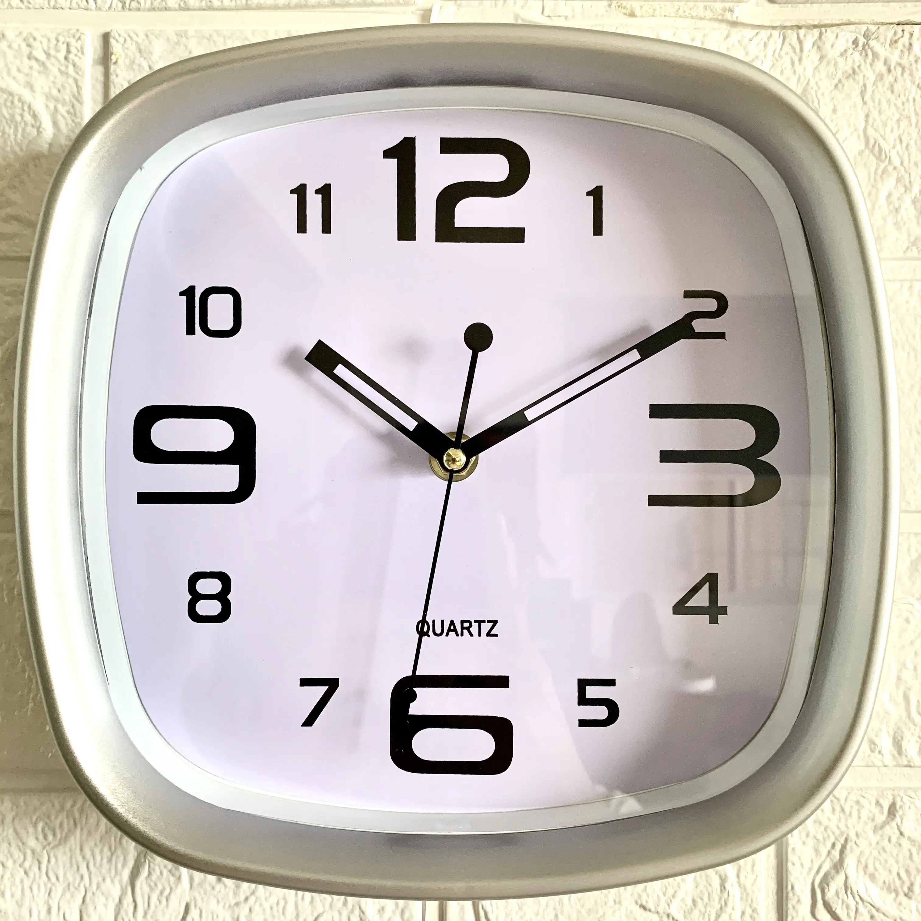 Home Decorative Plastic Sliver Wall Clock For Living Room 8 Inch