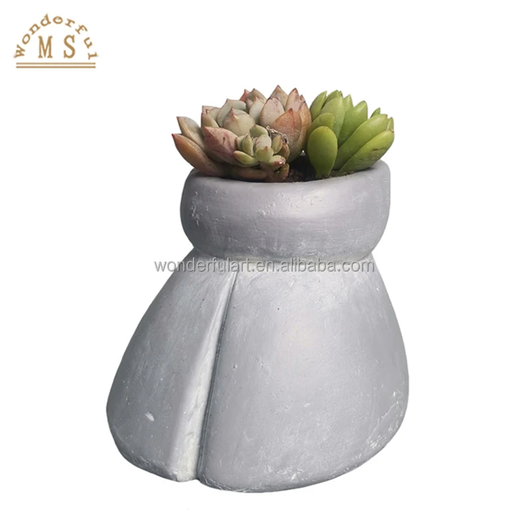 OEM Lovely Simulation Resin Mini Succulent Planter with Foot Design Small Flower Pot Hoof Shape Plantpot with Paw Figurine Gifts