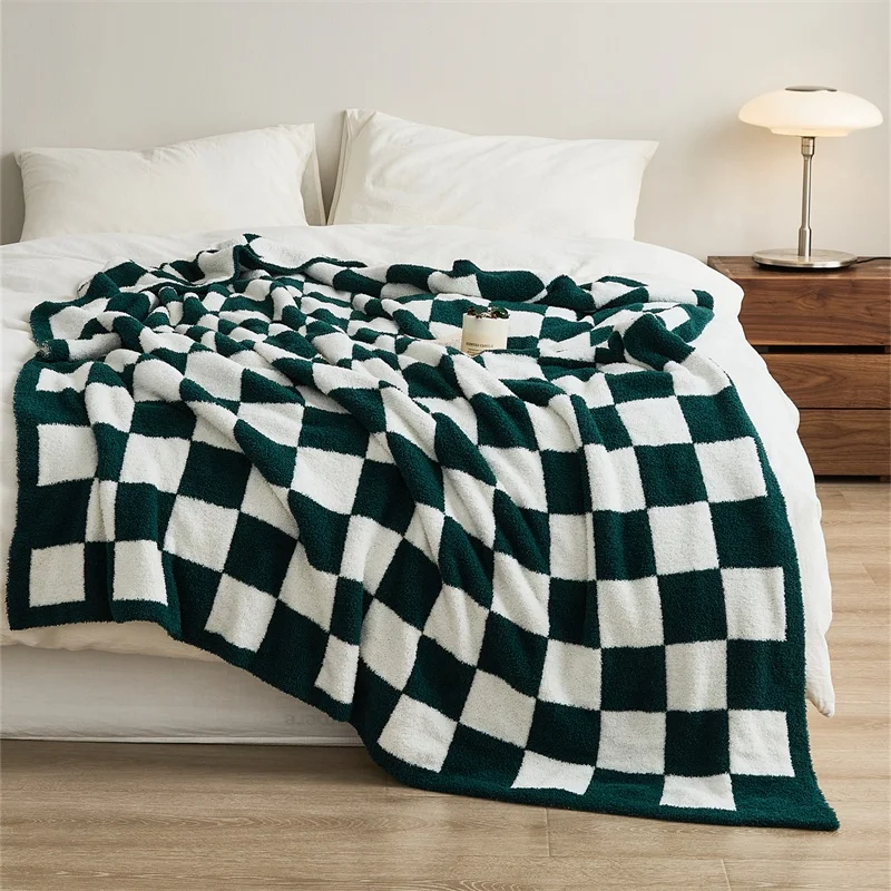 High quality Hot-selling YIRUIO Super Fluffy Microfiber  28*40" Knitted Baby Checkerboard  Blanket for toddler supplier