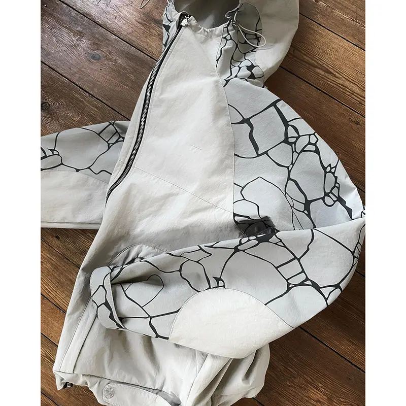 Salati Custom Water-proof Zip up Windbreaker Jacket Nylon Polyester Adjustable Cuff Printed Sleeve Sportswear Jacket for Men gallery 3