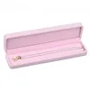 Caja de cadena larga rosa.