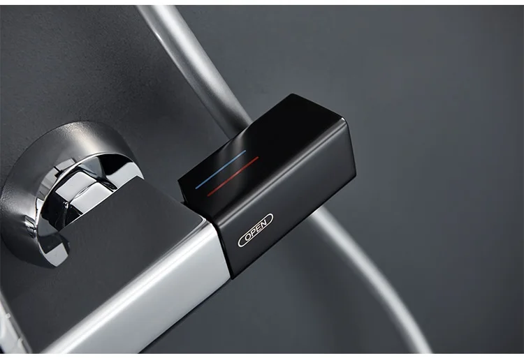 Sistema de ducha de lluvia expuesta montado en la pared para baño frío y caliente cromado negro