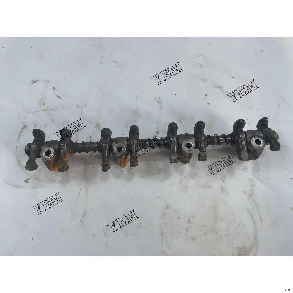 High Quality Manufactory Diesel Engine V1205 Rocker Shaft Assembly for Kubota