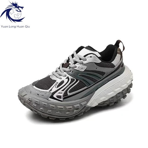 2023 New Women's Luxury Designer Sneakers Casual Bullet Spaceship Chunky Shoes for Men