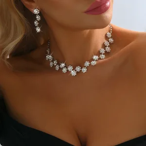 Custom Luxury Diamond Pendant Jewelry Set Women Dainty Fashion Layered Stacked Chain Bracelet Necklaces for Weddings