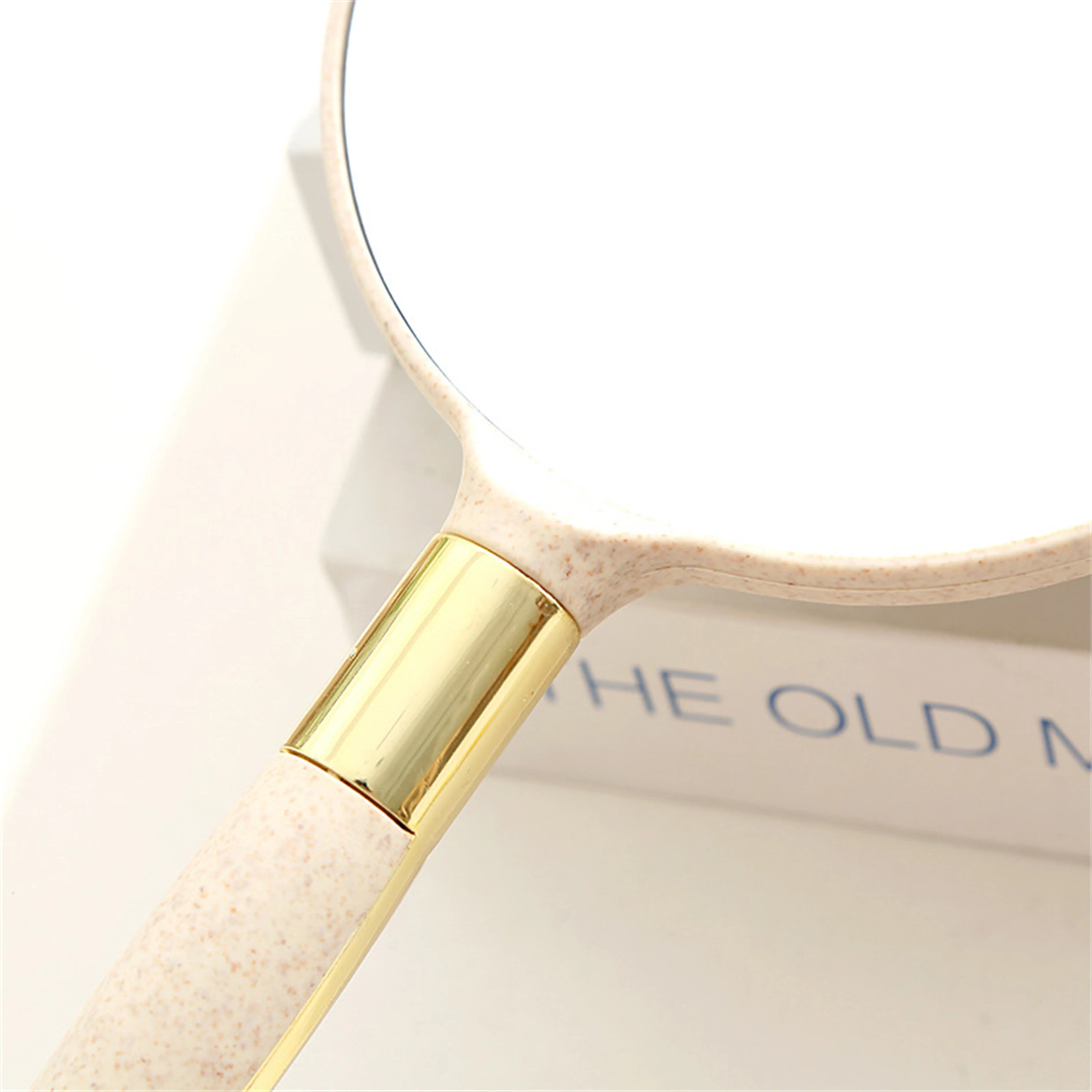 Private Label Custom Cosmetic Hand Mirrors for Women Small Compact ABS Plastic Square Design LED Features Pocket Usage Makeup