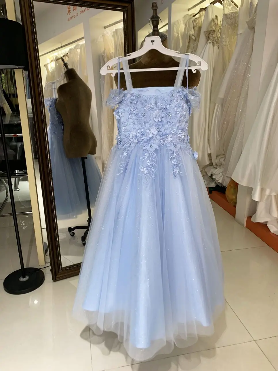 New Style Light Blue fairy Dress square Neck Temperament Sling White Mesh Princess Performance Costume Dress for Children New Style Light Blue fairy Dress square Neck Temperament Sling White Mesh Princess Performance Costume Dress for Children