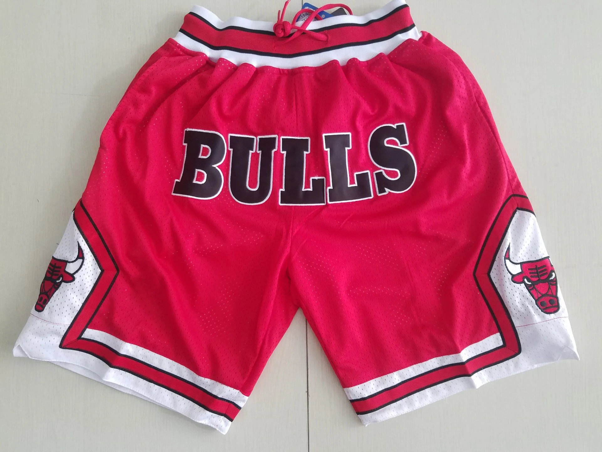 Wholesale Wholesale simple embroidery mens just don basketball shorts red  1992 bulls shorts From m.