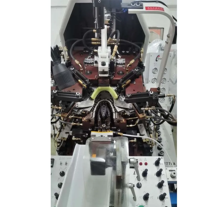 Chenfeng CF-777MA гидравлические пресс-подборщики, автоматические ЦЕМЕНТИРОВАНИЯ 9 КЛЕЩИ компьютеризированная затяжная машина для передней части обуви