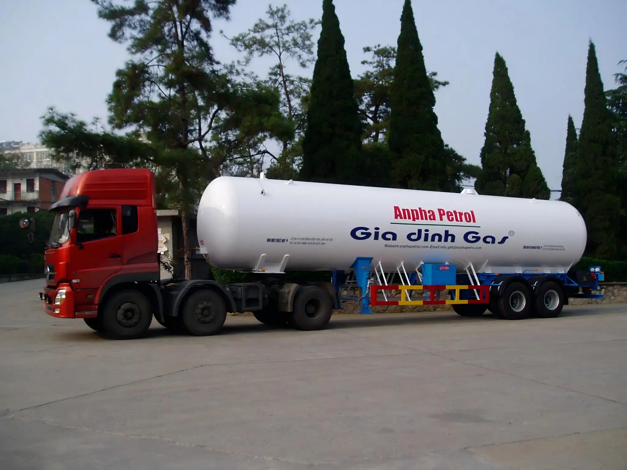 CIMC LINYU LPG Tanker Semi Trailer 50m3 Gas Transport Truck Trailer 50m3 Liquefied Petroleum Gas Semi Trailer in China