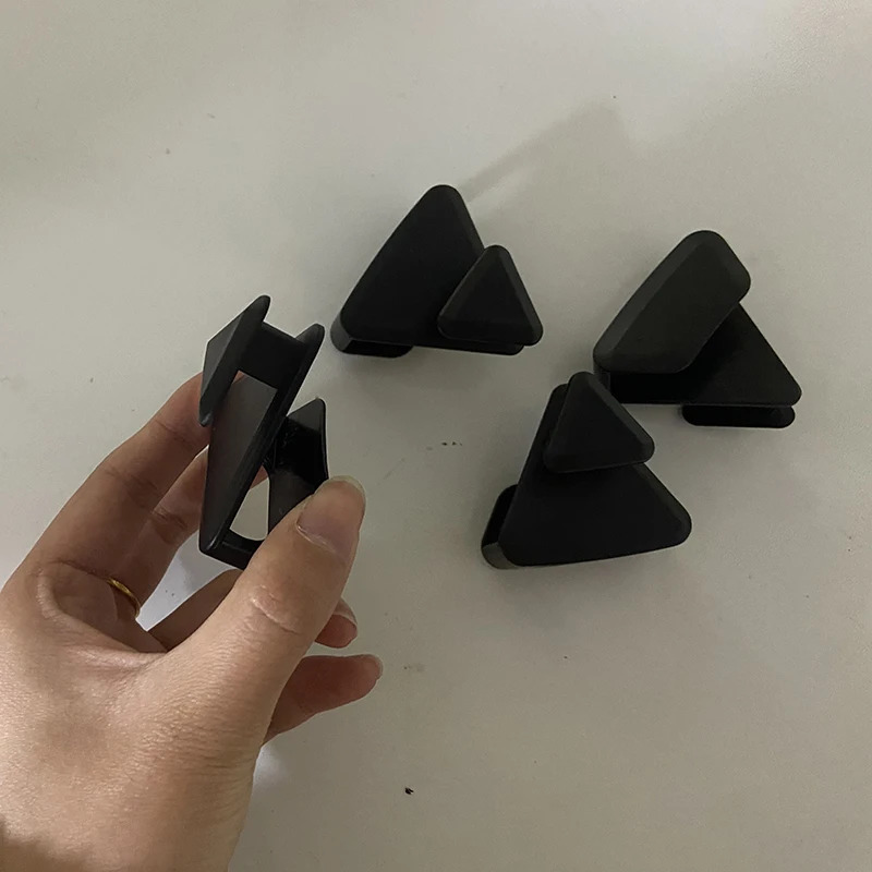 Hyb Oem Gantungan Space Triangles Hanger Hooks Plastic Hanger For