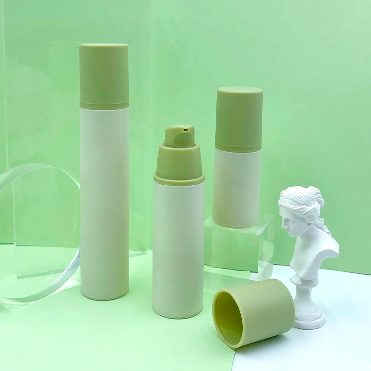 مجموعة زجاجات مضخة بلاستيكية بدون هواء 15 مل، 30 مل، 50 مل