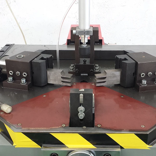 Manual Single Head Aluminum Frame Corner Crimping Machine Used for Aluminum Window and Door Making Machine