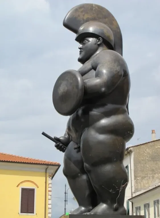 Бронзовая Статуя Римского воина Фернандо Ботеро