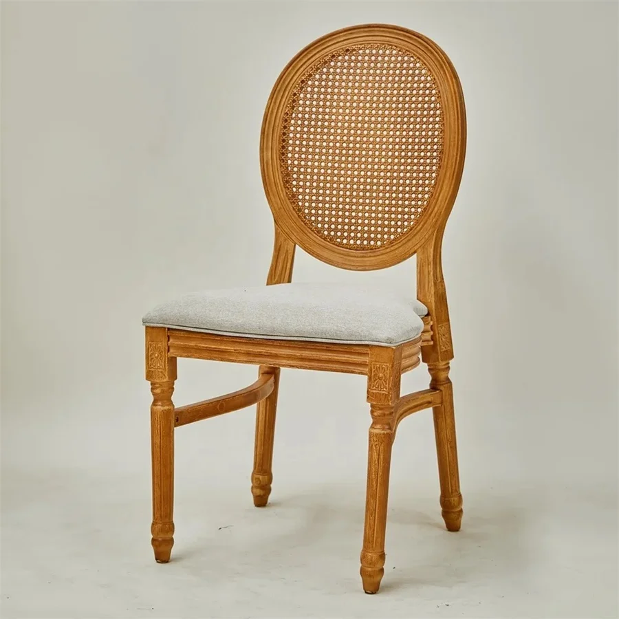 Wedding Furniture Outdoor Leisure Plastic or Wooden Banquet Party Chair