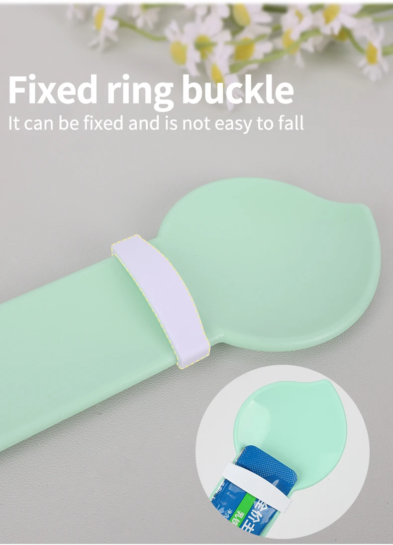Hot Selling Pet Treat Snacker Feeding Spoon Convenient for Cat Strips Squeezing Spoon Scratch Resistant Food Cat Feeder