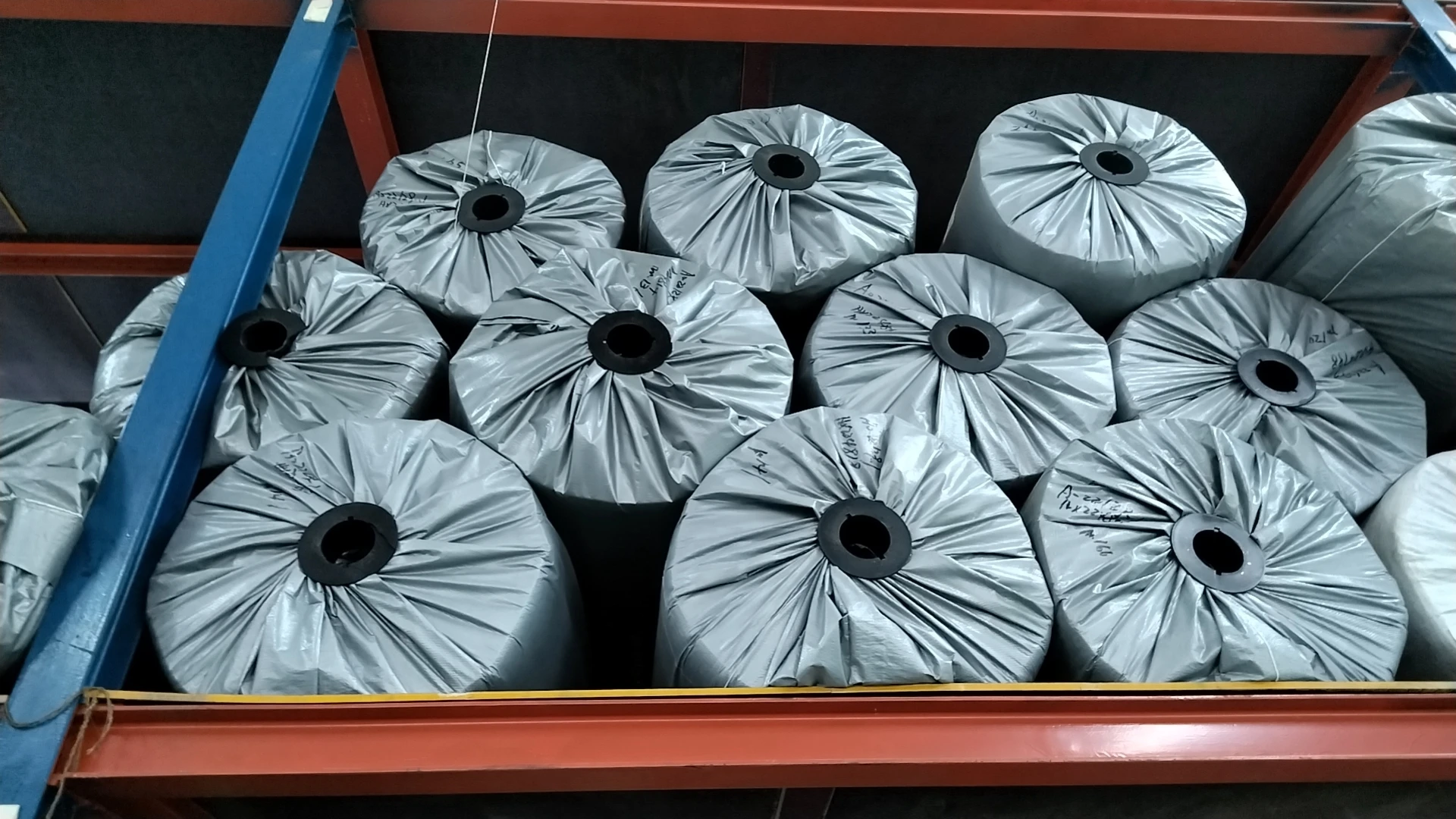 Fast Delivery Carpets And Rugs In Stock For Hotel Guest Rooms And