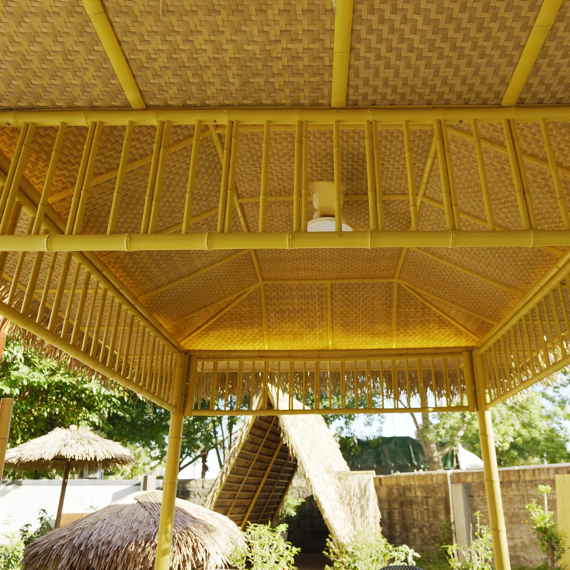 Traditional Design PVC Roof Sheet Ceiling Synthetic Woven Bamboo Mat Outdoor Roofing Waterproof Thatch Roof Tiles for House
