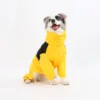 Chaqueta impermeable amarilla
