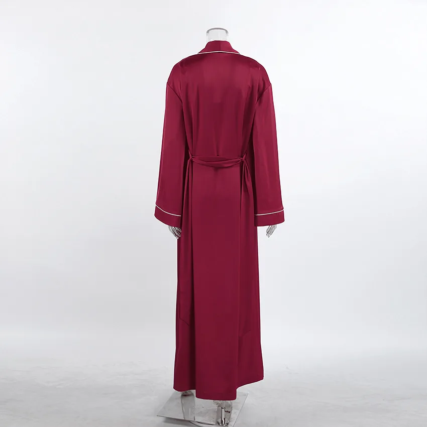 2026 New Satin High-end Long Sleeve Nightgown, Lingerie Shorts, and Pajama Three-piece — detail