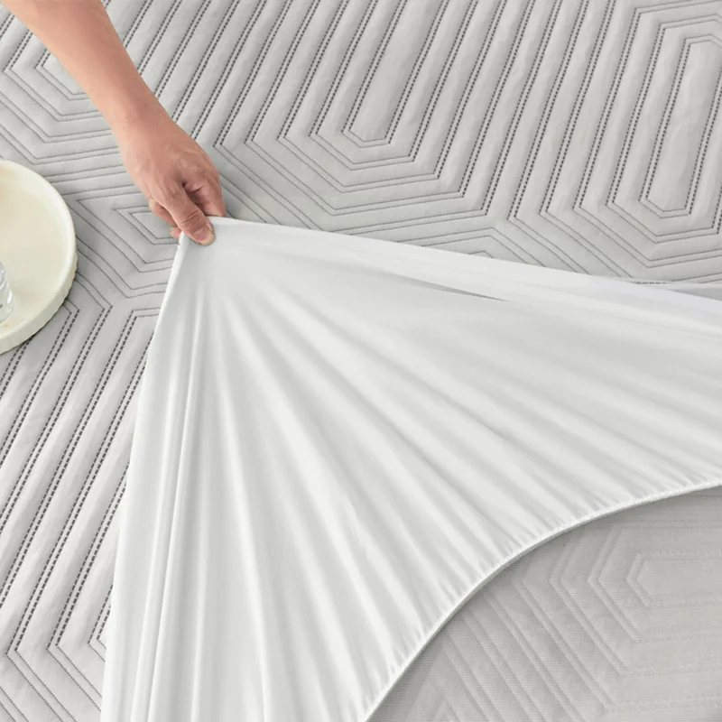 Anti Allergy Ultra Soft Breathable Bamboo Adjustable Electric Bed Frame Jacquard Mattress Protector With TPU Backing supplier