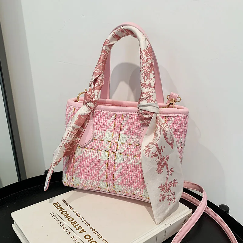 Wholesale Classic designer straw bags silk scarf tote handbag plaid clutch  purse From m.